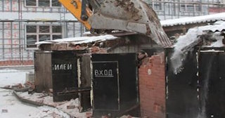 Снос гаража и вывоз мусора в Воскресенске - Быстро и качественно от Сварной-Вск от 2068 рублей