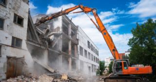Промышленный демонтаж зданий Воскресенск, цена от 2947 руб.